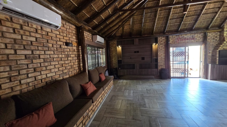 3 Bedroom Property for Sale in Protea Park North West